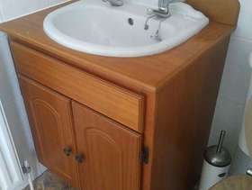 Freecycle 3 x bathroom wash basin and cupboard units