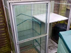 Freecycle Lean to greenhouse