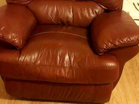 Freecycle Single leather recline chair