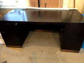 Freecycle Office desk