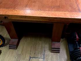 Freecycle Extending table and chairs
