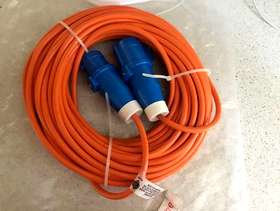 Freecycle Electric hookup cable 25m never used.
