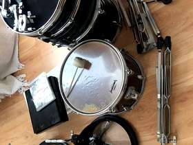 Freecycle Drums and accessories.