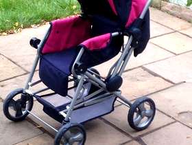 Freecycle Doll'a pram