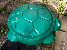 Freecycle Green turtle sandbox