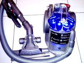 Freecycle Dyson City DC26 Vacuum cleaner