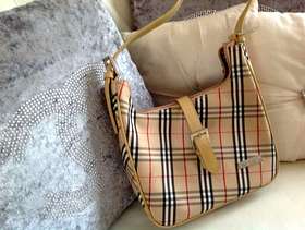 Freecycle Burberry handbag............ £15