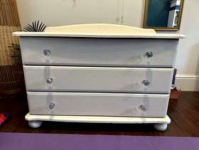 Freecycle Wooden chest of drawers