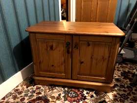 Freecycle Small cabinet