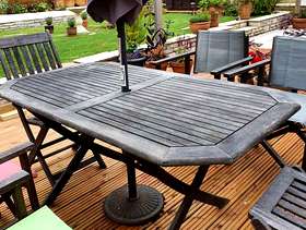 Freecycle Patio table