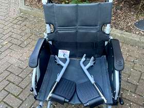 Freecycle Self-Propelled Wheelchair