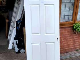 Freecycle White smooth ‘6’ panel internal doors