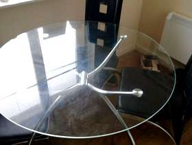 Freecycle Glass table with 4 chairs