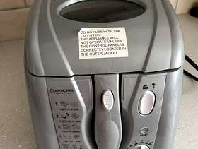 Freecycle Deep fat fryer