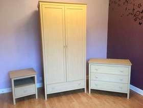Freecycle Wardrobe inc set of drawers and side table