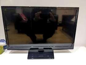 Freecycle Samsung 28" Smart TV