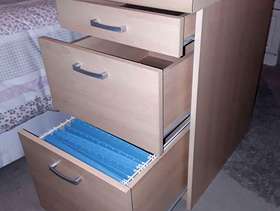 Freecycle 2 Drawer + Filing drawer cabinet