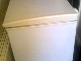 Freecycle Large swan chest freezer very good condition