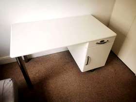 Freecycle White Desk