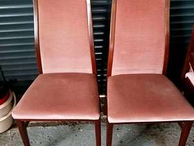 Freecycle 4 x upholstered dinning room chairs.