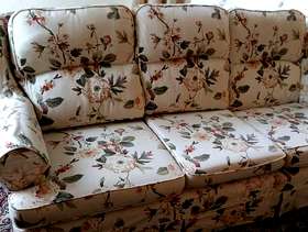 Freecycle Settee
