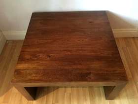 Freecycle Wooden rustic style coffee table
