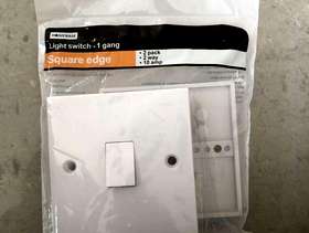 Freecycle Square Edge 10 Amp 1 Gang 2 Way Switch White ...