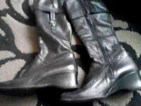 Freecycle Ladies Leather boots