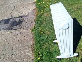 Freecycle Dimplex oil filled radiator OFC2000TI with timer