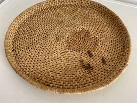 Freecycle SHALLOW BASKET/TRAY USEFULFOR DISPLAY, FRUIT BASKET ETC. WIDTH 36cms DEPTH ...