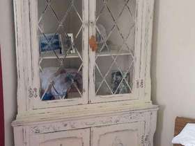 Freecycle Beautiful shabby chic corner unit