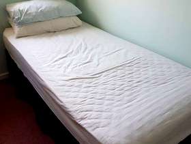Freecycle Single bed with stowaway bed
