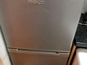 Freecycle Beko upright fridge freezer new