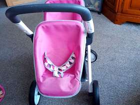 Freecycle Double dolls pink buggy
