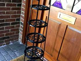 Freecycle 6 tier pan stand