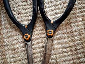 Freecycle A pair of Wilkinson Sword shears. Work fine.