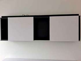 Freecycle Wall mounted storage cupboard