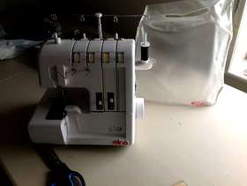 Freecycle Overlocker Elna