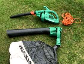 Freecycle Black and Decker leaf blower/vacuum