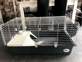 Freecycle Indoor guinea pig cage