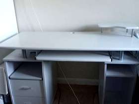 Freecycle Light grey desk