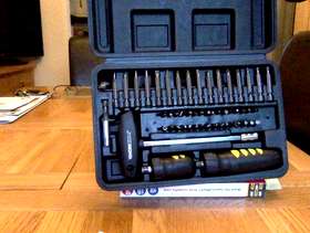 Freecycle Mixed Screw divers etc set, in handy box.